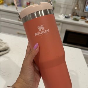 Stanley The Ice Flow Flip Straw 30oz